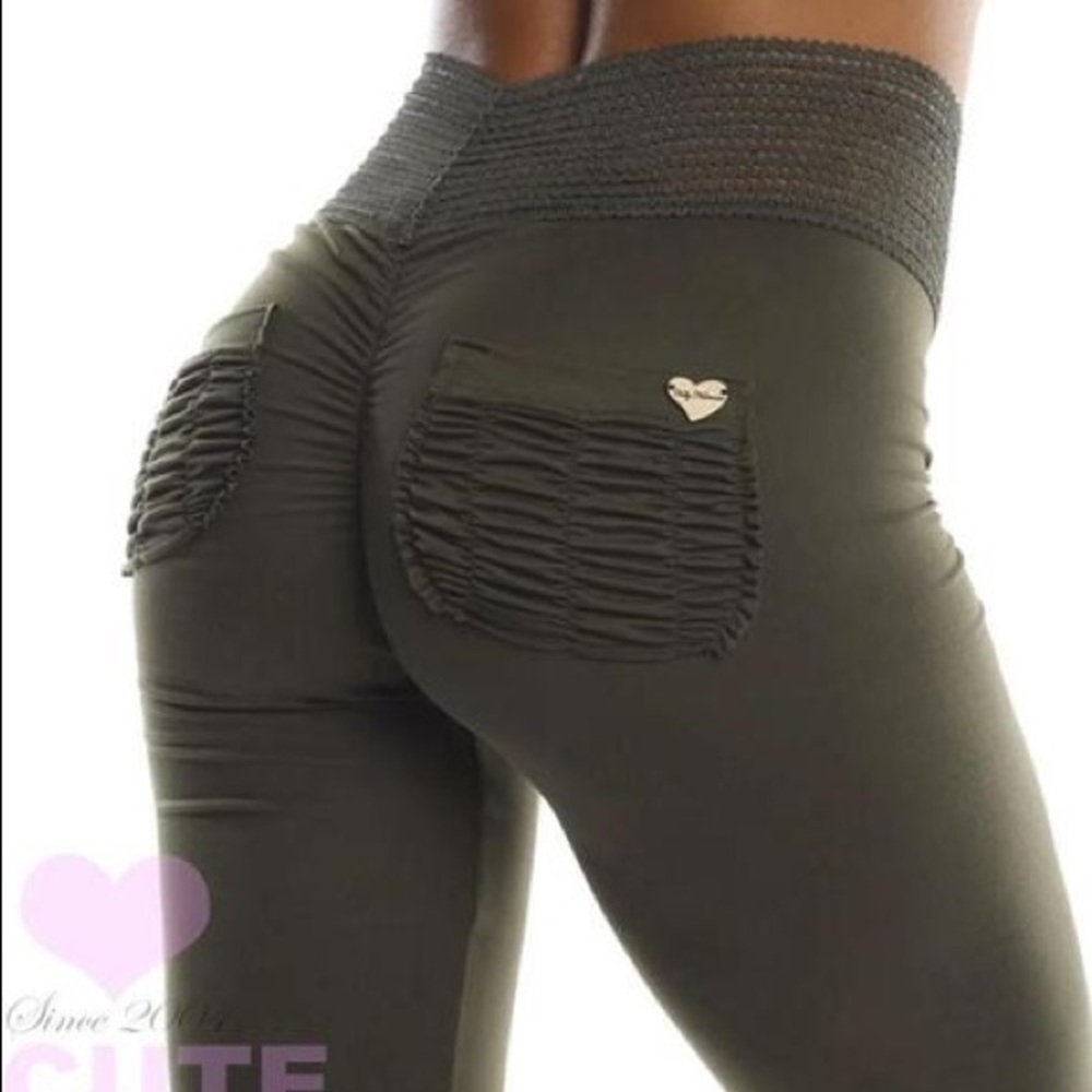 ❌SOLD❌Cute Booty Lounge military babe leggings